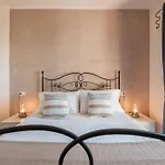 Lo Spigolo - 4 E 8 Rebirth Hospitality *