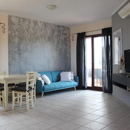 Lo Spigolo - 4 E 8 Rebirth Hospitality Apartamento *