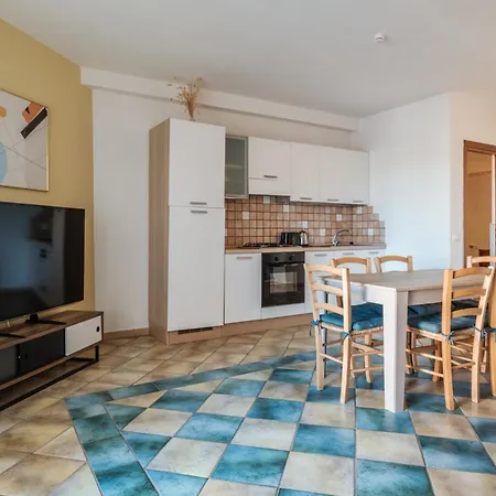 Lo Spigolo - 4 E 8 Rebirth Hospitality Apartment