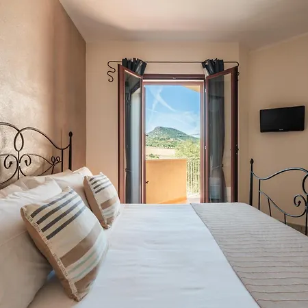 Apartment Lo Spigolo - 4 E 8 Rebirth Hospitality *