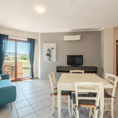 Lo Spigolo - 4 E 8 Rebirth Hospitality * Valledoria (Sardinia)