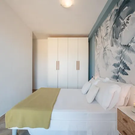 Lo Spigolo - 4 E 8 Rebirth Hospitality *