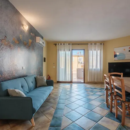 Apartment Lo Spigolo - 4 E 8 Rebirth Hospitality *