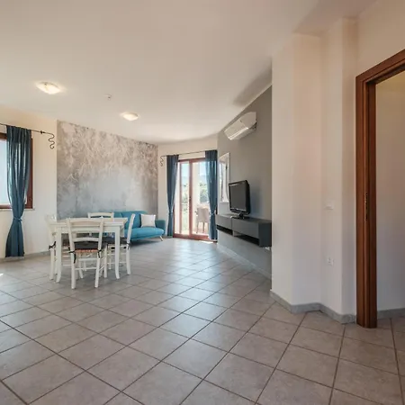 Lo Spigolo - 4 E 8 Rebirth Hospitality Valledoria (Sardinia)