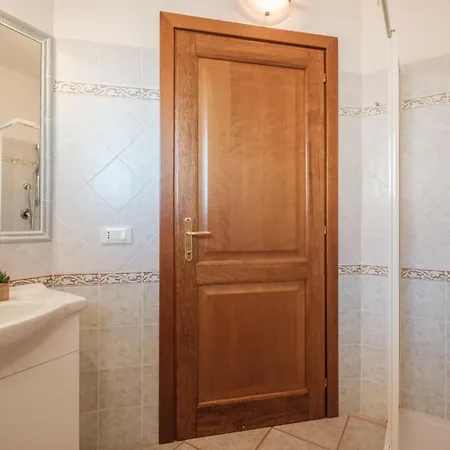 Lo Spigolo - 4 E 8 Rebirth Hospitality Apartment *
