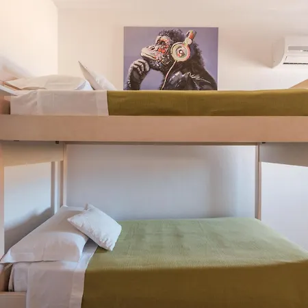 Lo Spigolo - 4 E 8 Rebirth Hospitality *