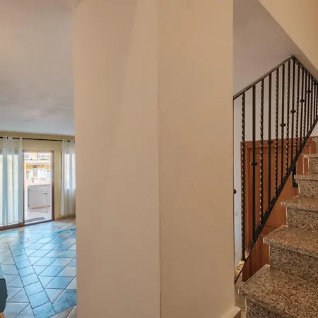 Lo Spigolo - 4 E 8 Rebirth Hospitality Apartment
